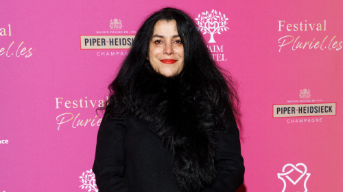 L’artiste Marjane Satrapi refuse la Légion d’honneur et dénonce “une attitude hypocrite de la France”