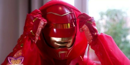 Mask Singer 2025 : Qui était la star internationale cachée sous le costume de l'Impératrice ?
