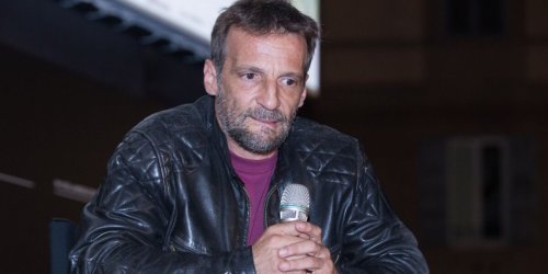"Tu as changé nos vies" : Mathieu Kassovitz en deuil, l'acteur annonce la mort d'un membre du film culte La Haine