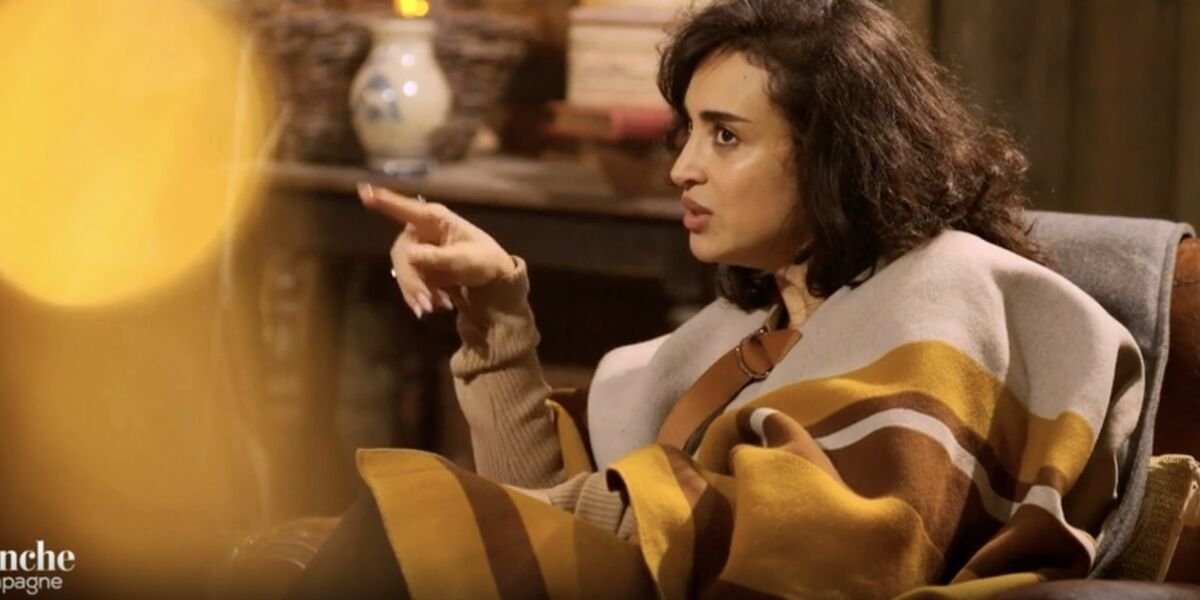 "Tu n'iras pas à ton casting" : Camélia Jordana aurait pu ne jamais faire Nouvelle Star à cause de sa mère, elle raconte dans Un dimanche à la campagne