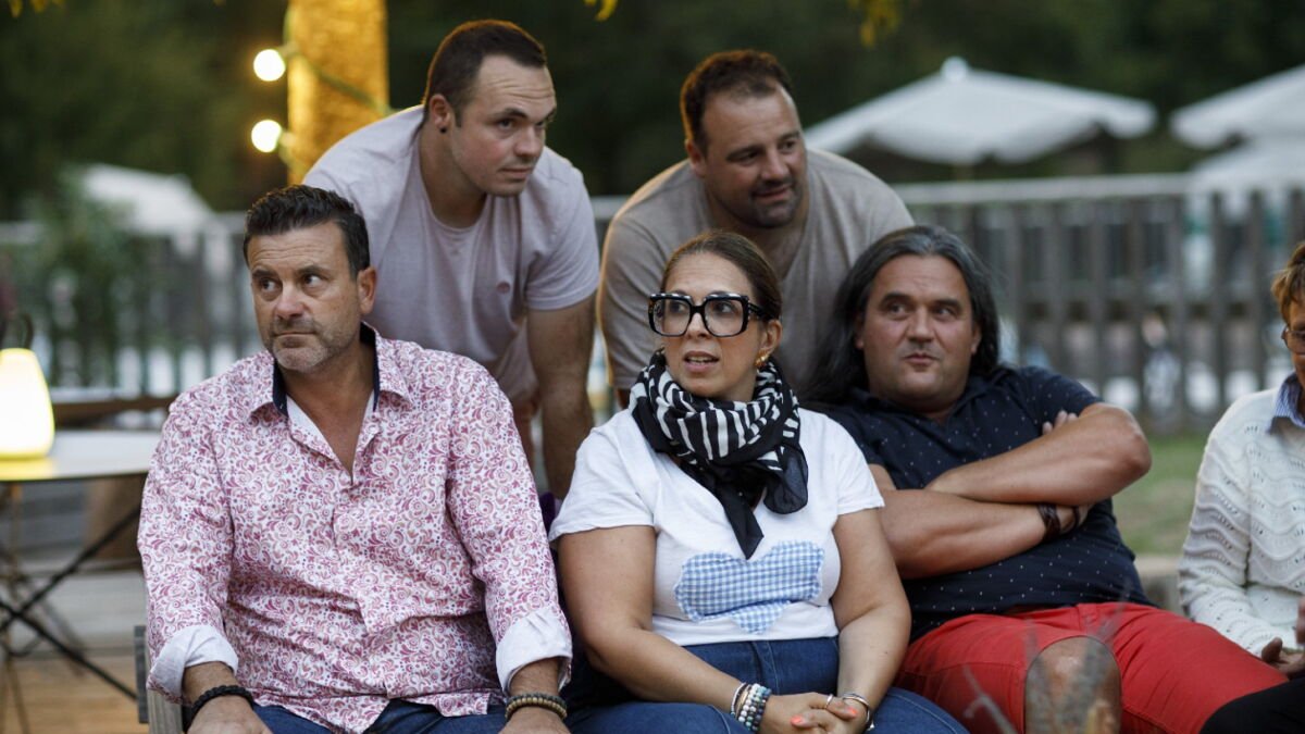 « Ça va mettre à mal l’émission un jour » : Le coup de gueule de la production de L’amour est dans le pré contre les réseaux sociaux – Télé-Loisirs