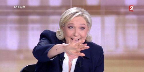 Marine Le Pen craque en plein débat et enflamme les réseaux sociaux (VIDEO)