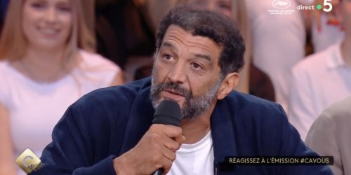 "Ça va pas, tu veux qu'on arrête ?" Anne-Elisabeth Lemoine enchaîne les bourdes dans C à vous, Ramzy Bédia se moque
