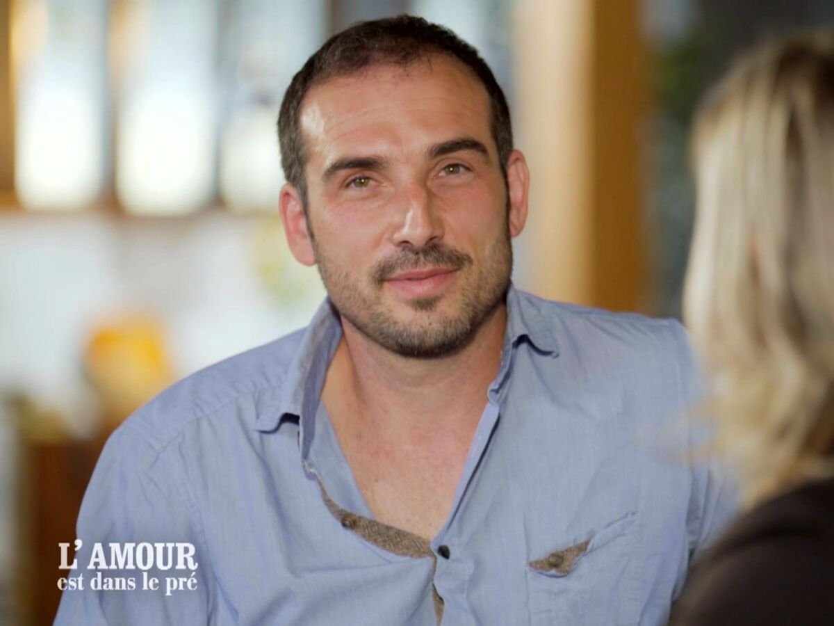 L’amour est dans le pré 2025 : La technique surprenante de Julien pour abréger un speed-dating avec une prétendante, dans le prochain épisode déjà visible