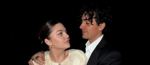 "Il ne s'en doutait pas..." : Louane se remémore les débuts de son idylle avec Florian Rossi, le père de sa fille