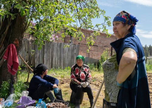 Photo Essay: After the Bombs Fell, a Ukrainian Village Rebuilds
