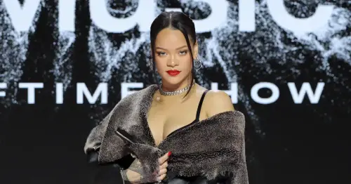 Rihanna zeigt heiße Kehrseite im Transparent-Rock