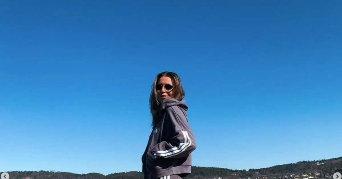Laura Wontorra zeigt Bein: Heißer Sportlook in XS-Shorts
