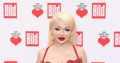 Weniger ist weniger: Katja Krasavice im ziemlich heißen Look
