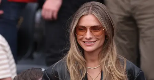 Sophia Thomalla im knappen roten Minikleid - was für Beine