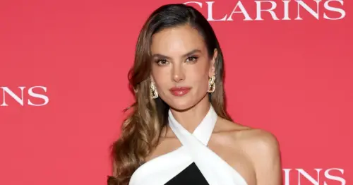 Alessandra Ambrosio: Sie posiert komplett hüllenlos