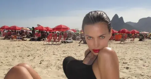 Irina Shayk sorgt im seltsamen BH für Aufsehen
