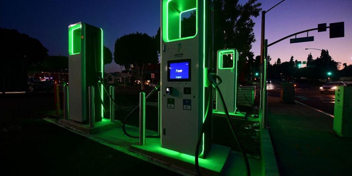 GM gives interstate EV charging a huge boost
