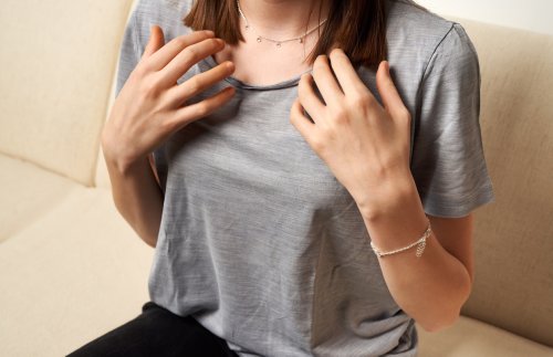 Tapping therapy: how EFT works | Psychologies