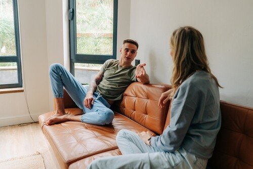 Cette habitude pendant une dispute peut prédire le divorce, selon la science - Psychologies.com