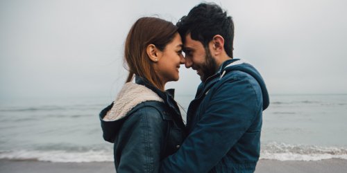 Nonreactivity and acting with awareness help explain the positive effects of mindfulness on relationship functioning