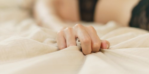 New research identifies distinct masturbation–satisfaction patterns among women and men