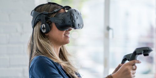 People with social anxiety disorder show improved symptoms and changes in brain activity following virtual reality therapy