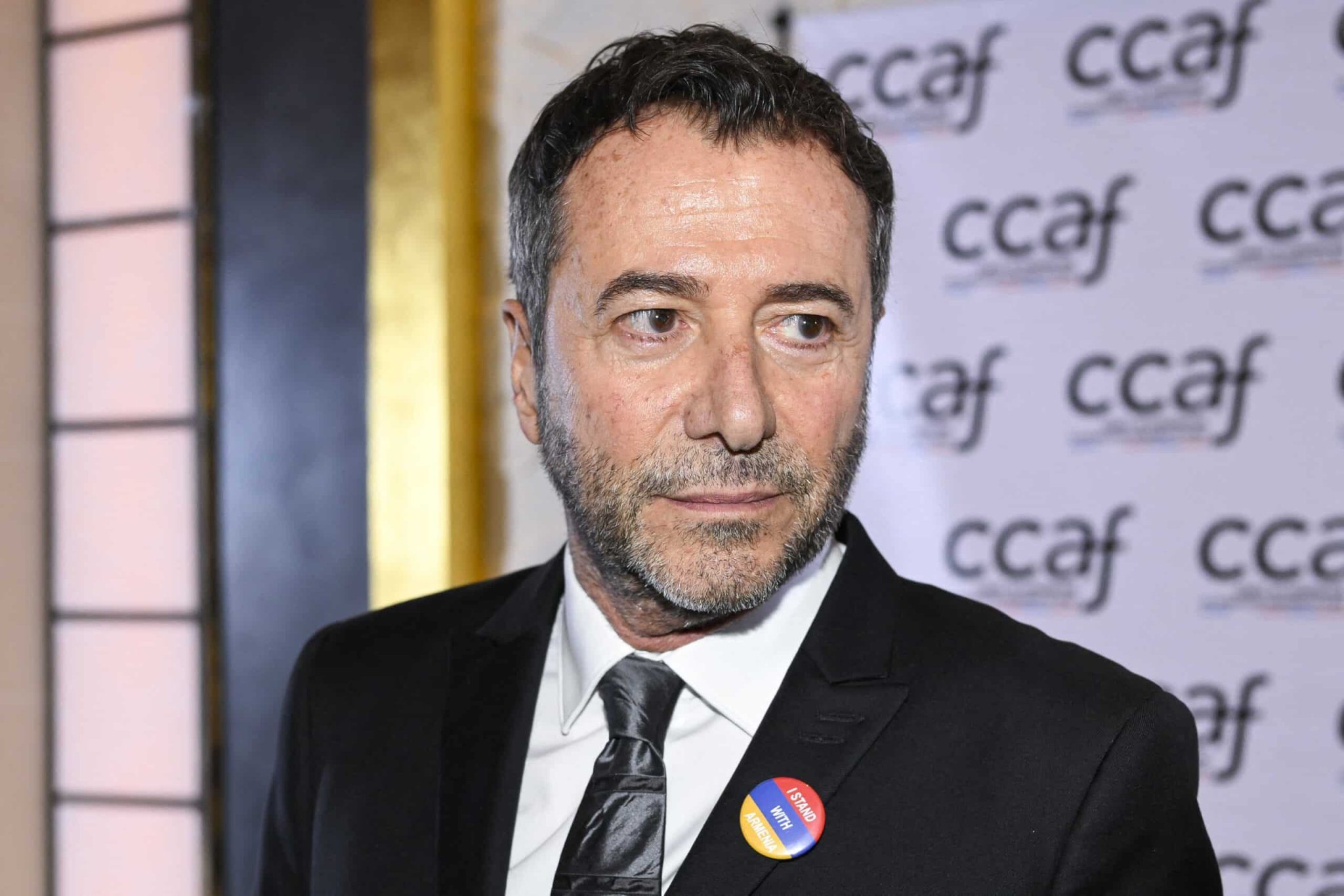 "Parfois j'ai du mal..." : prise de parole inattendue de Bernard Montiel, après l'arrêt de TPMP