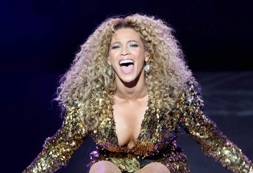 Beyoncé a-t-elle menti sur sa première grossesse ? Sa mère témoin de l’"horreur"