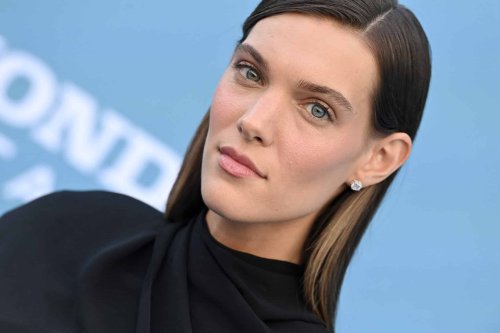 Charlotte Cardin : "J’attends sa réponse à ma demande en mariage, la belle d’Aliocha Schneider "obsédée" par Jim Carrey
