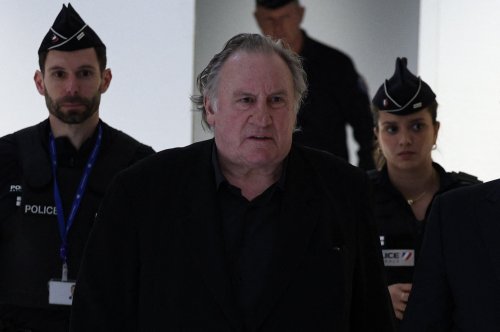 Procès de Gérard Depardieu : "une collation systématique après trois heures" pour l’acteur