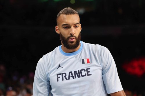 Rudy Gobert rompt avec sa chérie enceinte : Julia forcée à quitter le domicile avec leur enfant d’un an ?