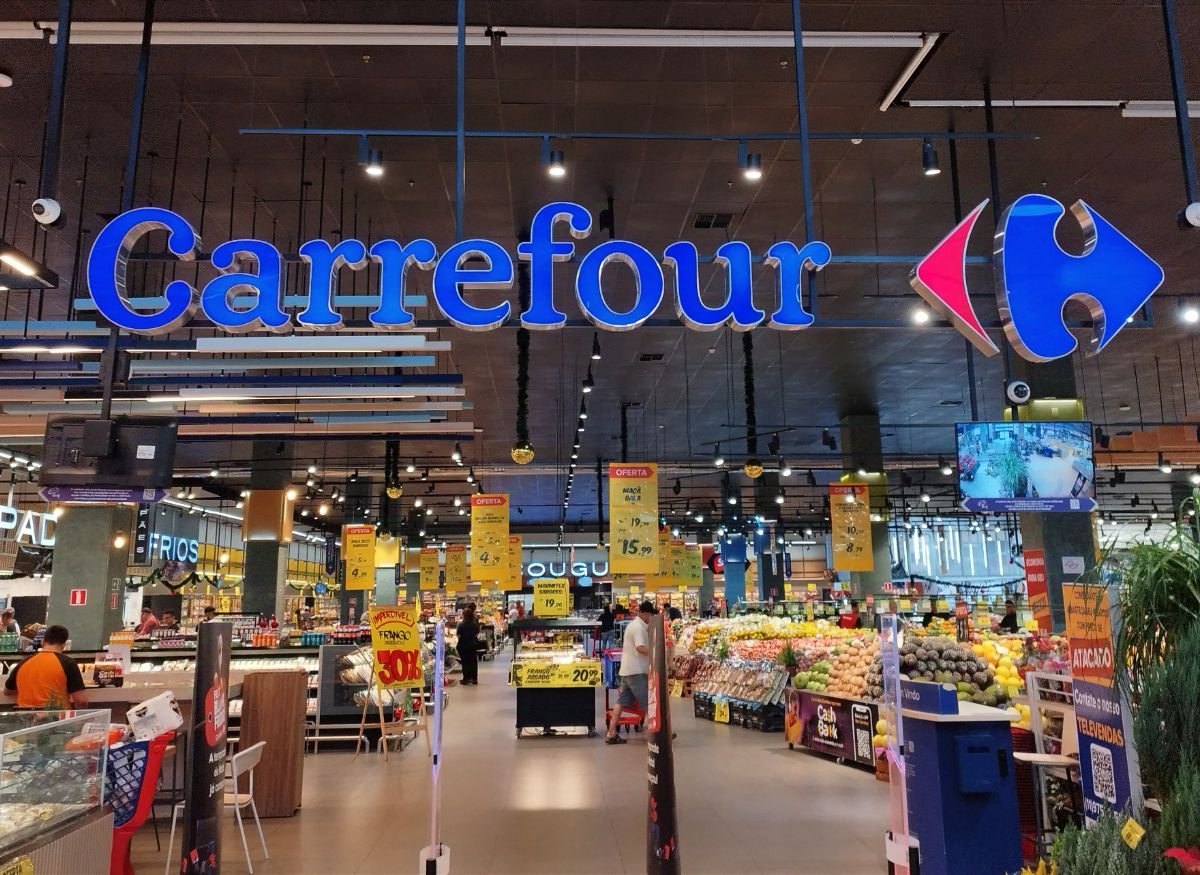 Le PDG de Carrefour annonce de nombreux changements dans ses magasins pour 2025 : Découvrez lesquels !