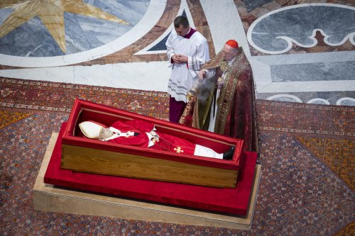 Mort du pape François : un médecin en soins intensifs n’y croit pas