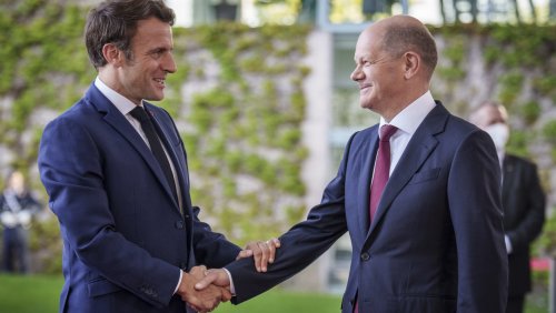 Rencontre Macron-Scholz : « On est dans une telle nécessité que chacun va faire des compromis », juge le chercheur Paul Maurice