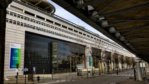 [Info Public Sénat] Les pistes du gouvernement pour réduire le nombre d’agences de l’Etat