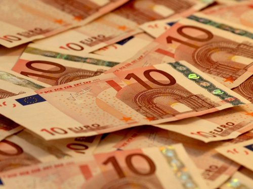 FDP-Chef verteidigt Mindestlohnerhöhung auf 12 Euro