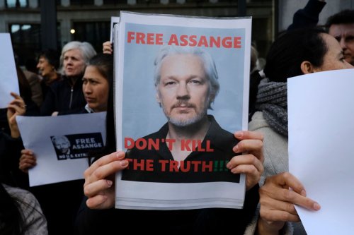 Five Major Media Outlets Ask U.S. To End Prosecution of Julian Assange; “Publishing Is Not A Crime” – Core Part of Work As Journalist