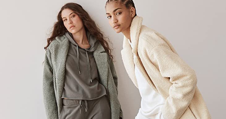 2021’s Answer to the Amazon Coat Is 30 Percent Off for One Day Only, So You Better Move Fast