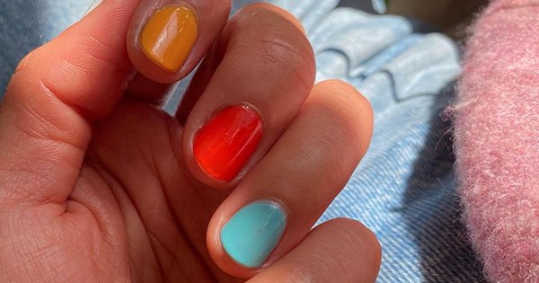 The 22 Best Summer Nail Colors of 2022