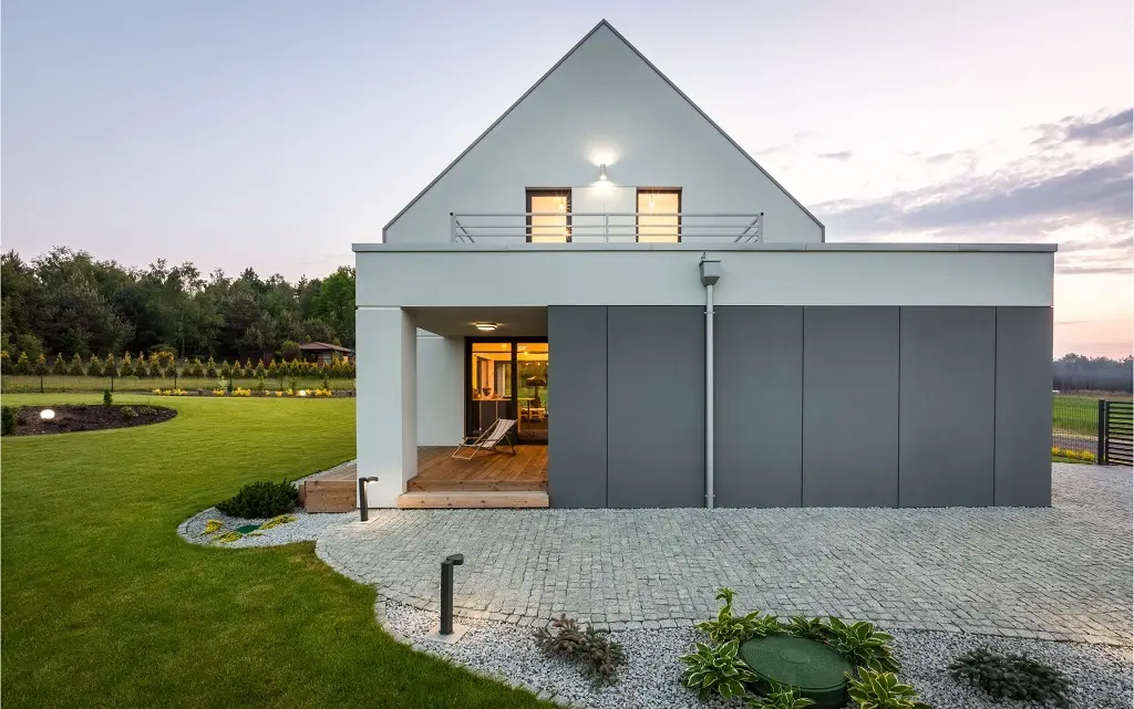 Beautify the Outside of Your Home by Extending the Life of Your Exterior Paint