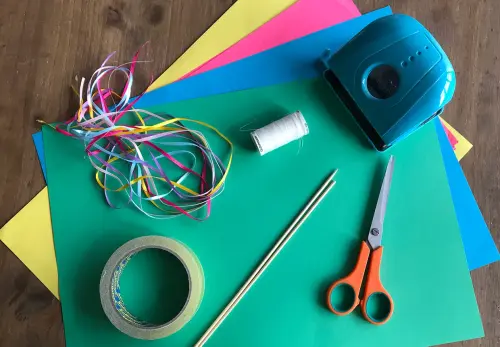 How to make a kite out of paper – easiest ever method