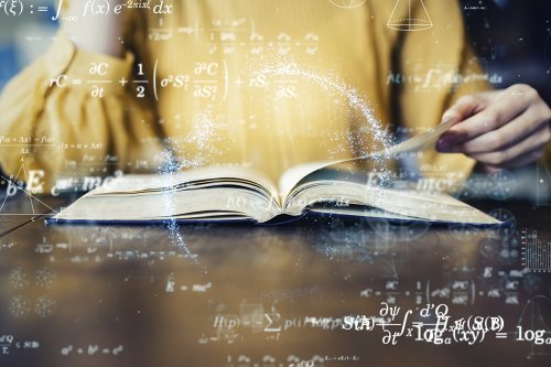 7 of the best physics books, according to physicist Suzie Sheehy