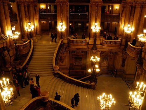 10 of the most famous opera houses