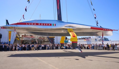 Luna Rossa Prada Pirelli 2024: varato il nuovo AC75