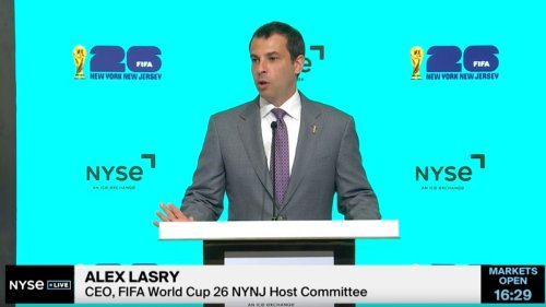 El CEO del comité anfitrión de NYNJ, Alex Lasry, da comentarios antes de la final de la Copa Mundial de la FIFA.