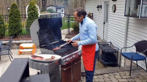 How To Clean a Grill + Grilling Tips For The Perfect Steak | #StayHome With Butcher Ray Venezia