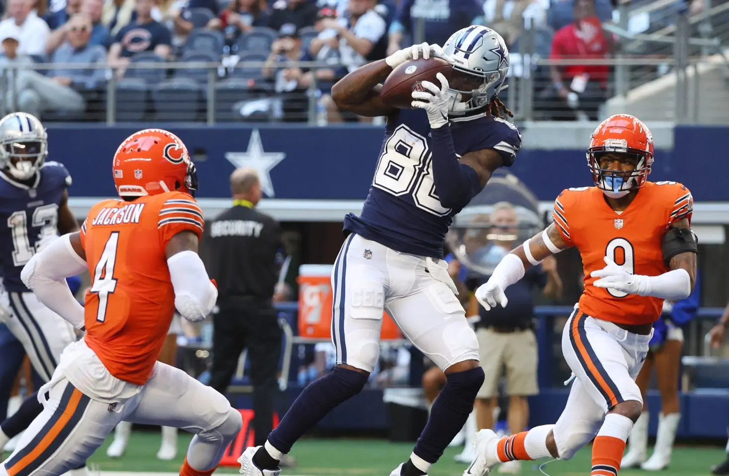 Bears' defense gets carved up in 49-29 loss to Cowboys | Flipboard