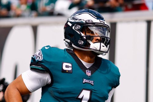 Andy Reid showers praise on Jalen Hurts amid skepticism in Philly: 'He wants to be great'