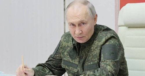 Vladimir Poutine en treillis : « Un message envoyé à Donald Trump » d’après le diplomate Claude Blanchemaison