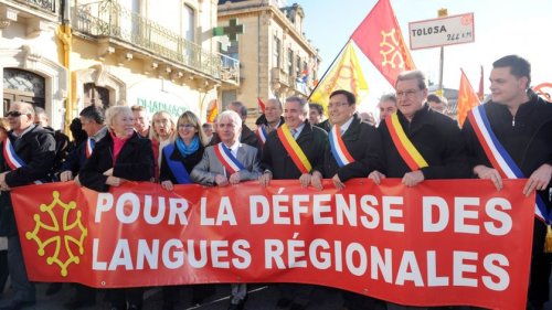 Nos langues régionales : effacées ?