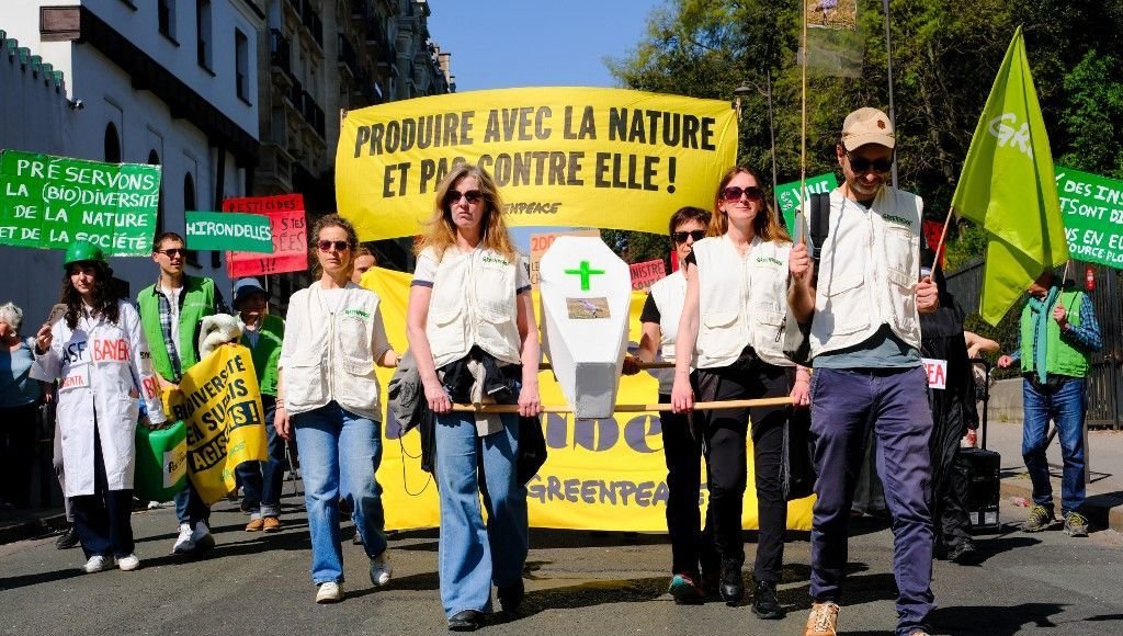 Loi Duplomb : la défense du monde agricole est-elle compatible avec la protection de la nature ?
