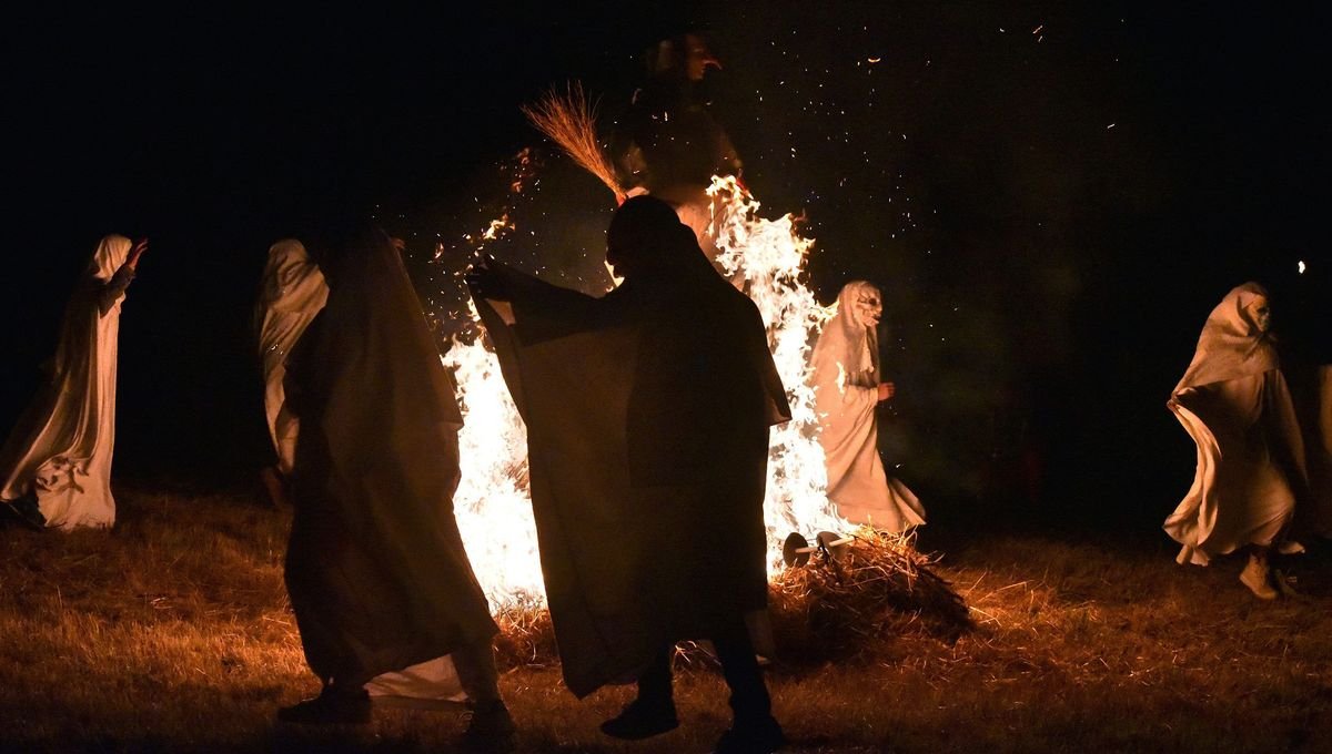 L’oeil du sorcier, 2 : la terre maudite : épisode 22/25 du podcast Les grandes heures de la sorcellerie
