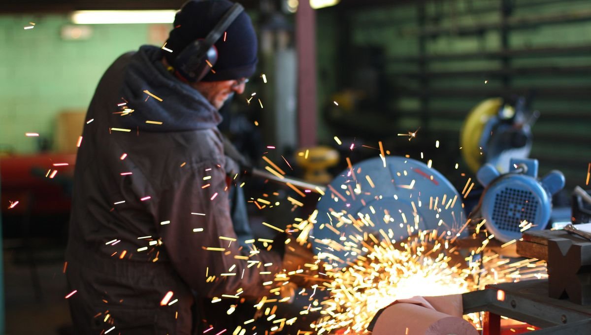 L’Atelier Paysan : des tutos pour fabriquer soi-même son matériel agricole