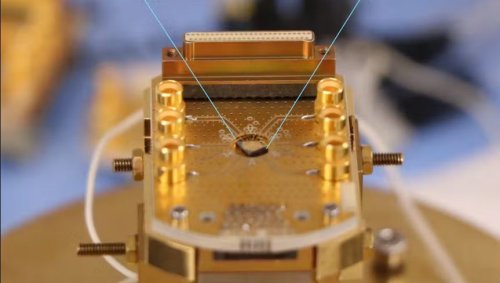 Comment exploiter les propriétés exotiques des anyons pour le calcul quantique ?